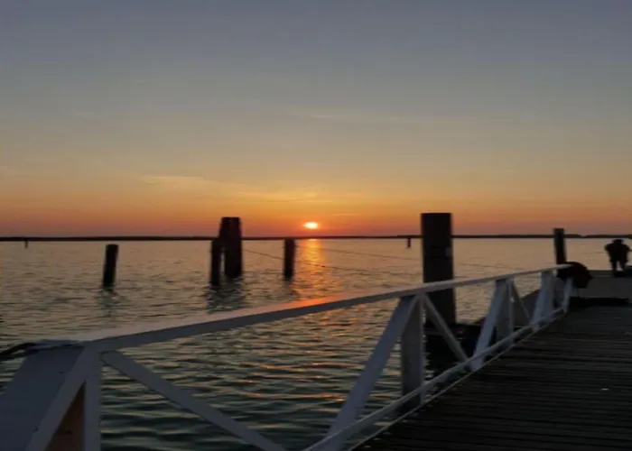Bright Flat Just Steps From Lägenhet Bibione